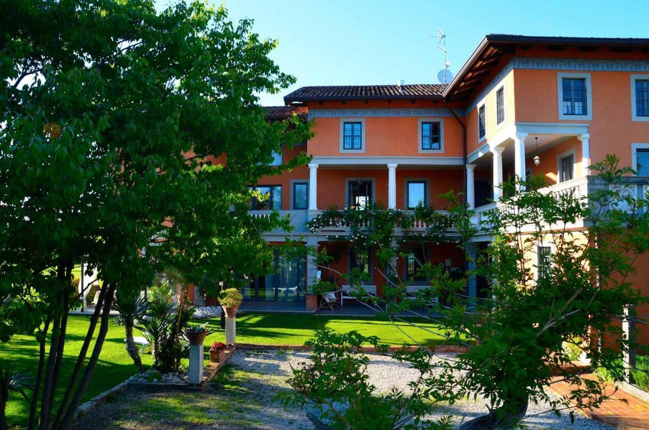 Bed and Breakfast Le Rondini Grions del Torre Екстер'єр фото